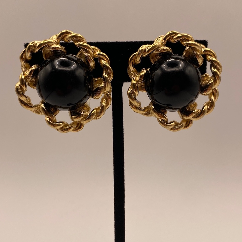 Vintage Givenchy black pearl earring‎ clip on 1980